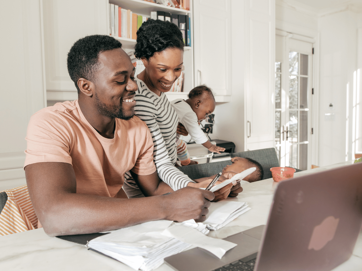 Family paying online bill